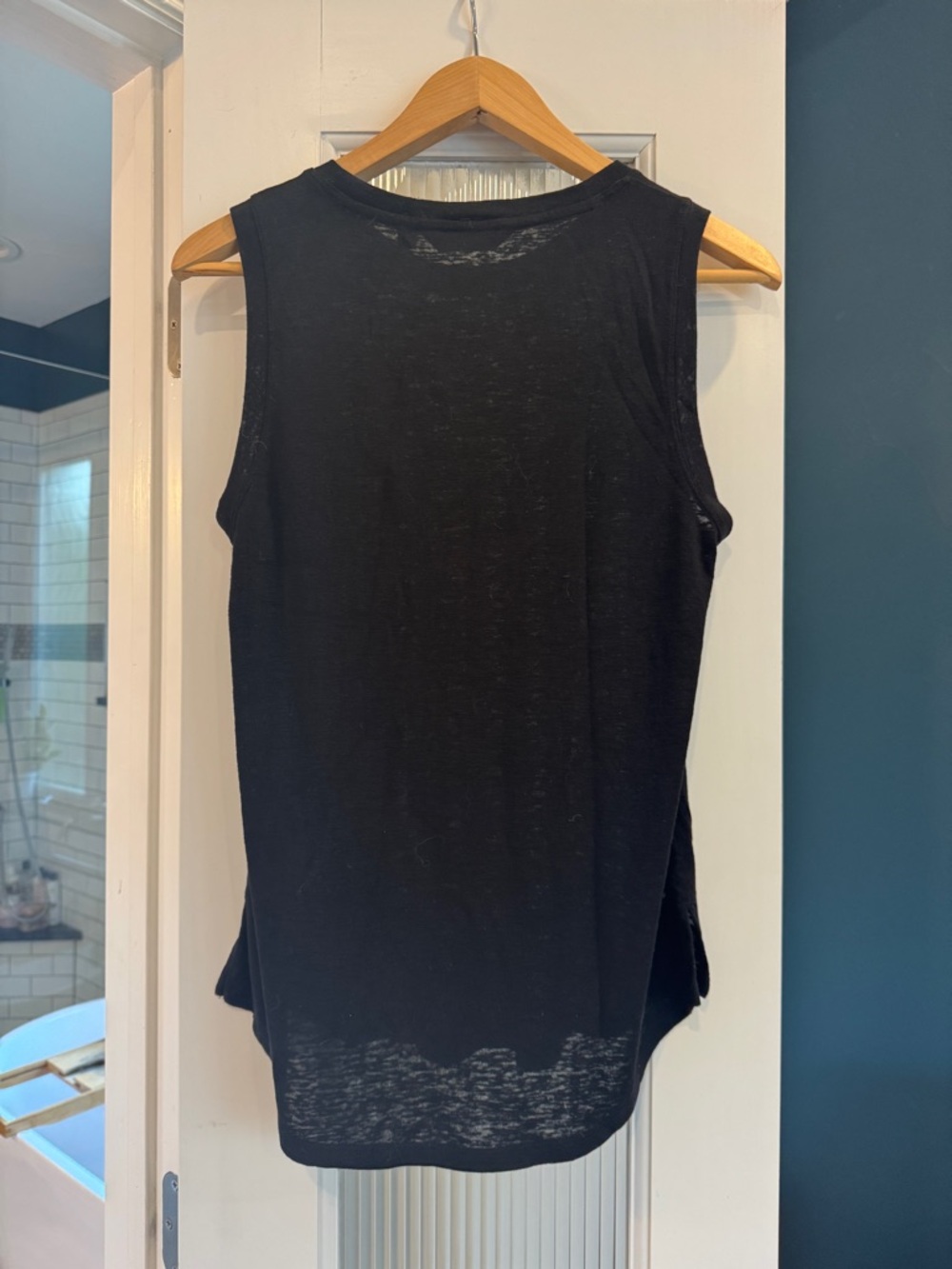 Athleta Black Sleeveless Crewneck Tank - Picture 2 of 5
